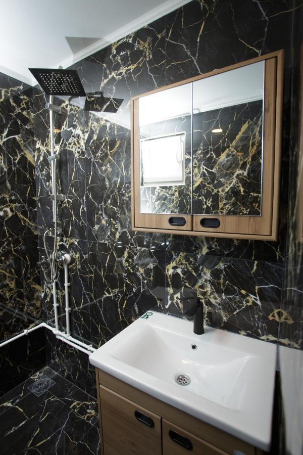 B H B Apartmani โนวีปาซาร์ ภายนอก รูปภาพ